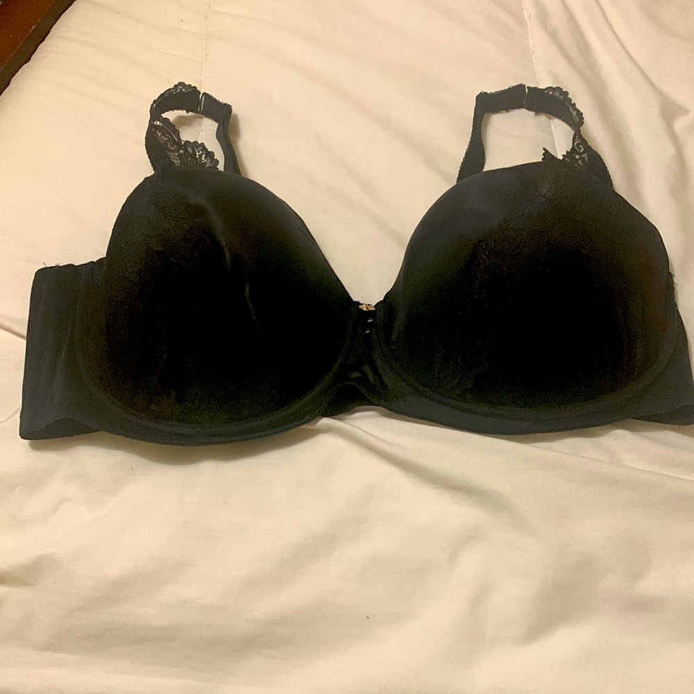 NWOT Ashley Graham black lightly padded bra underwire